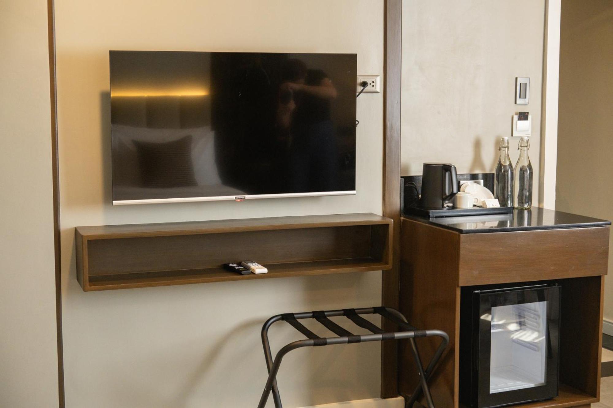 Amber Hotel - Cebu Екстер'єр фото
