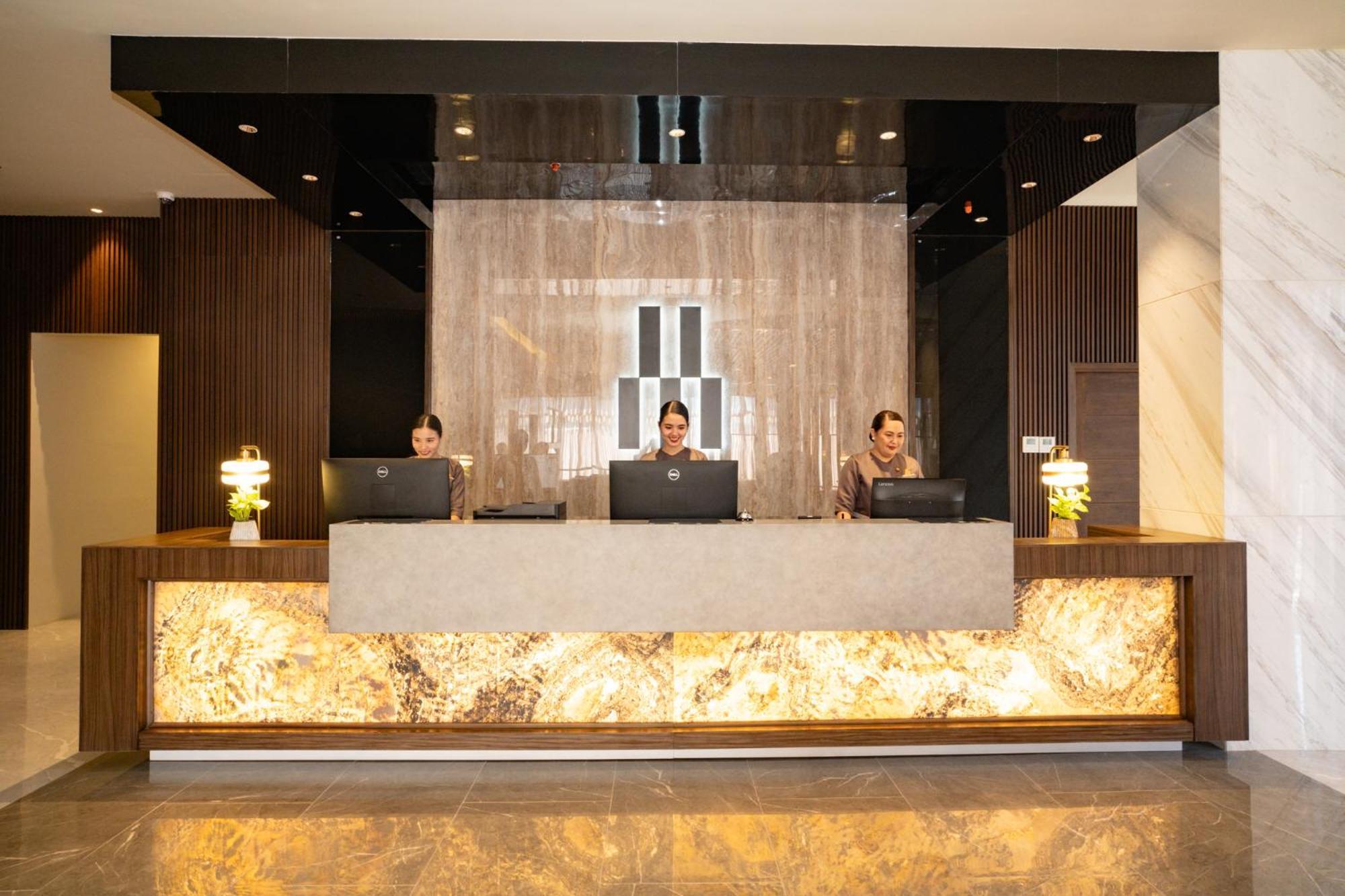 Amber Hotel - Cebu Екстер'єр фото