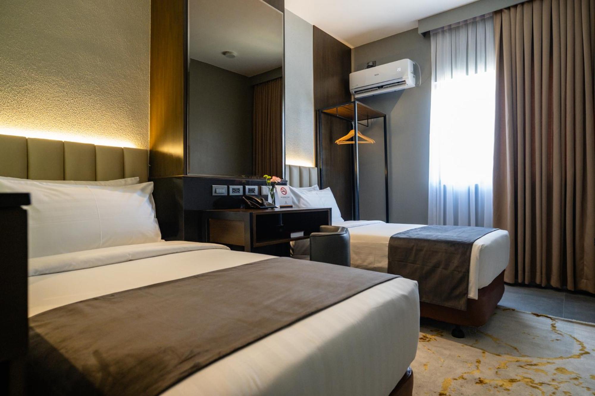 Amber Hotel - Cebu Екстер'єр фото