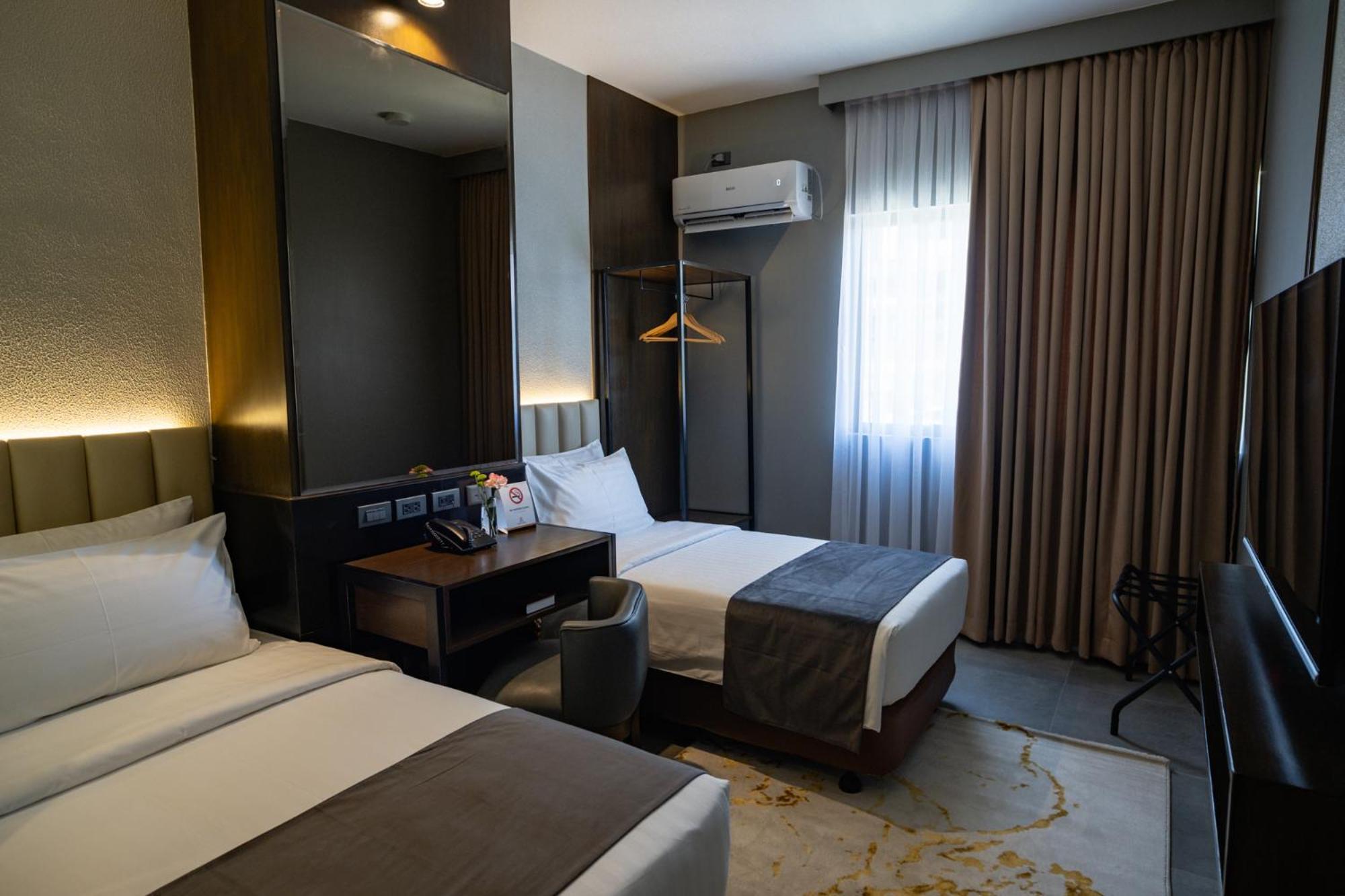 Amber Hotel - Cebu Екстер'єр фото